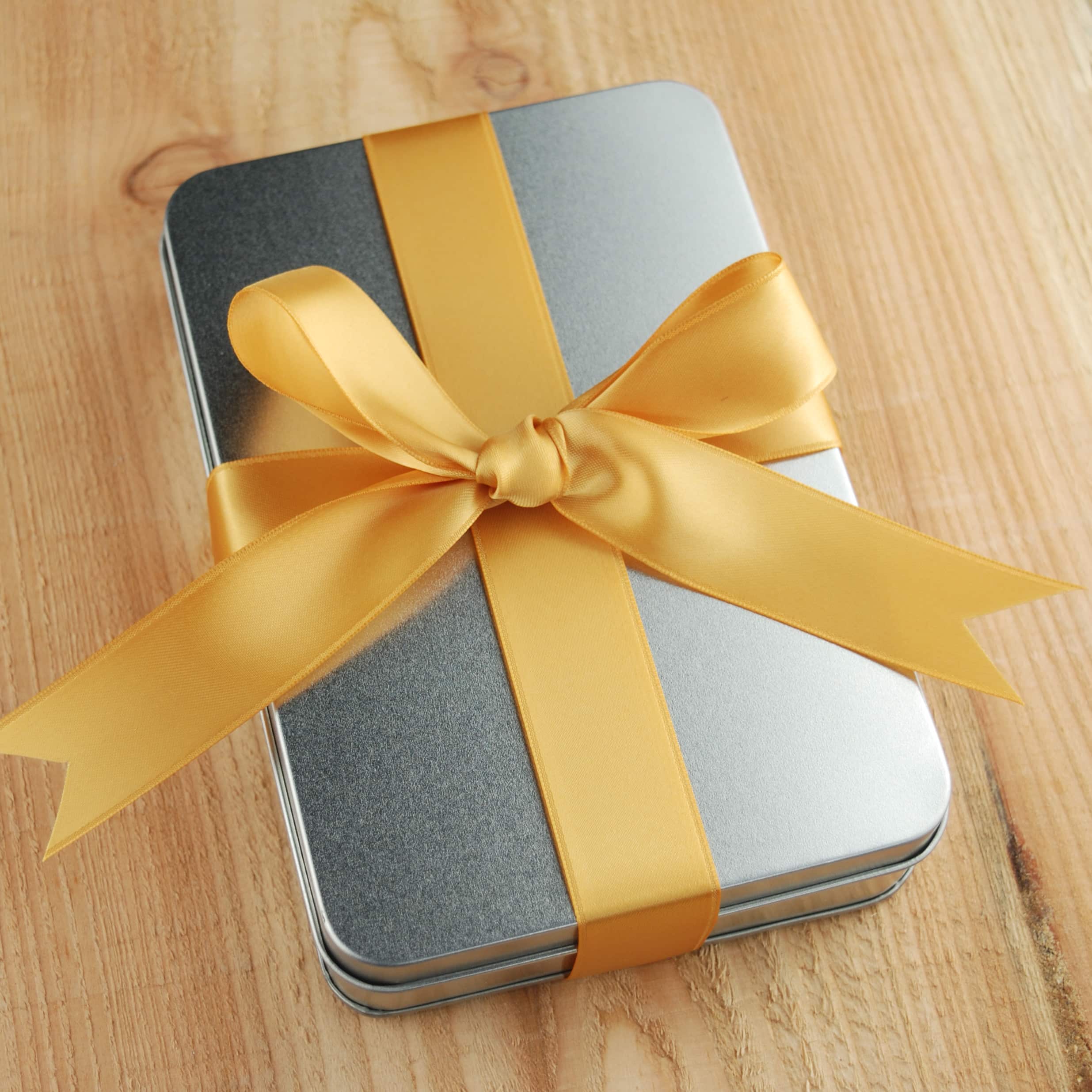 Personalised Name Engraved Hip Flask - Image 2